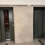 Blloku Lägenhet Tirana